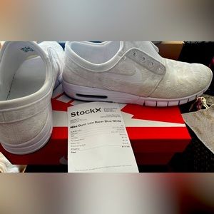 Nike Men size 9.5. Like new